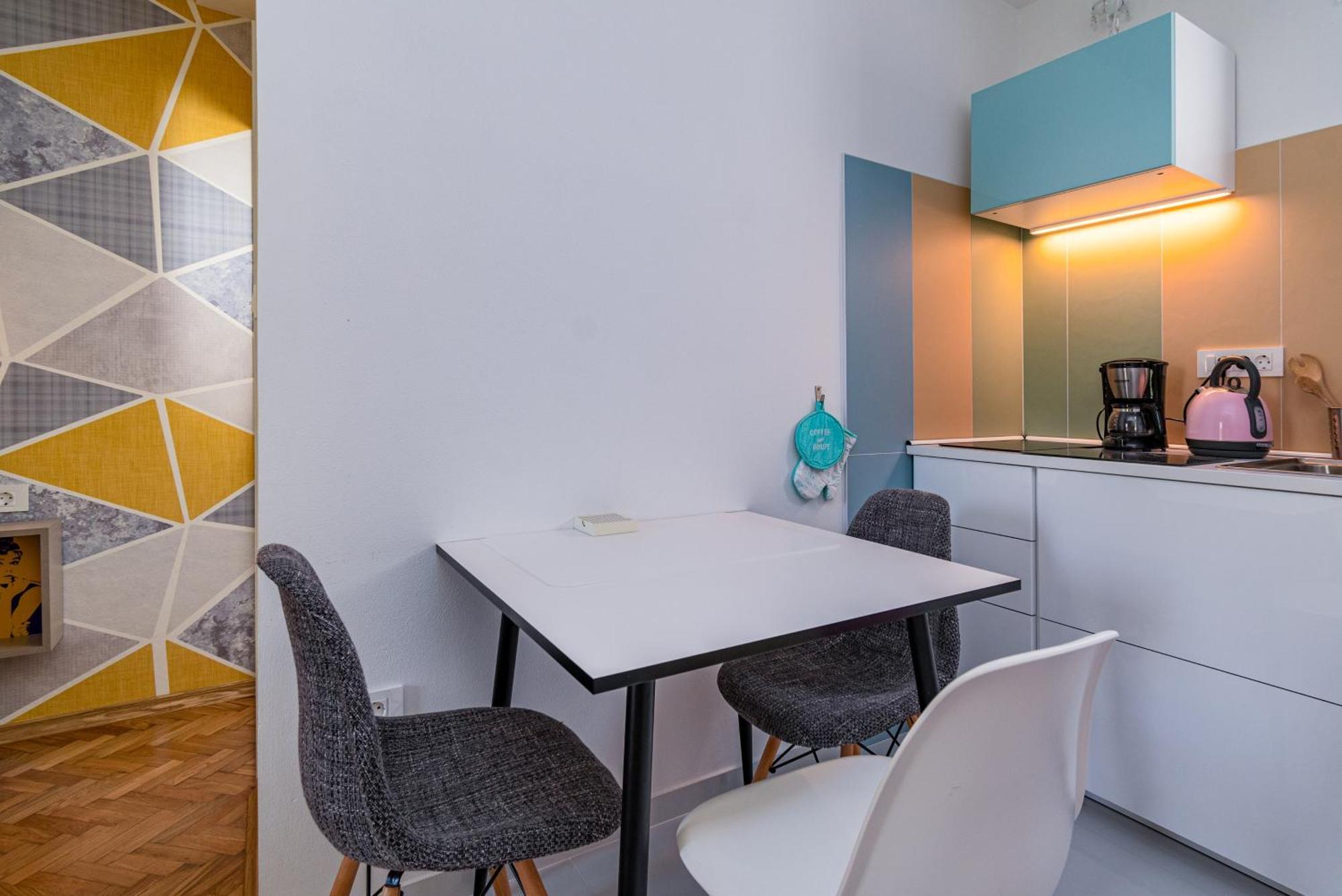 Apartments And Rooms By The Sea Banjol, Rab - 5077 Exterior photo